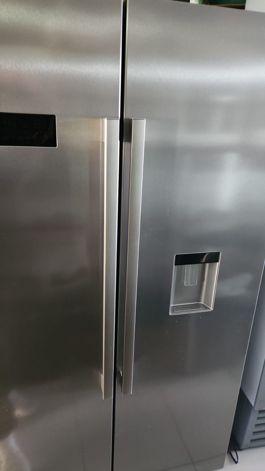 DEFY Doubel Door Fridge