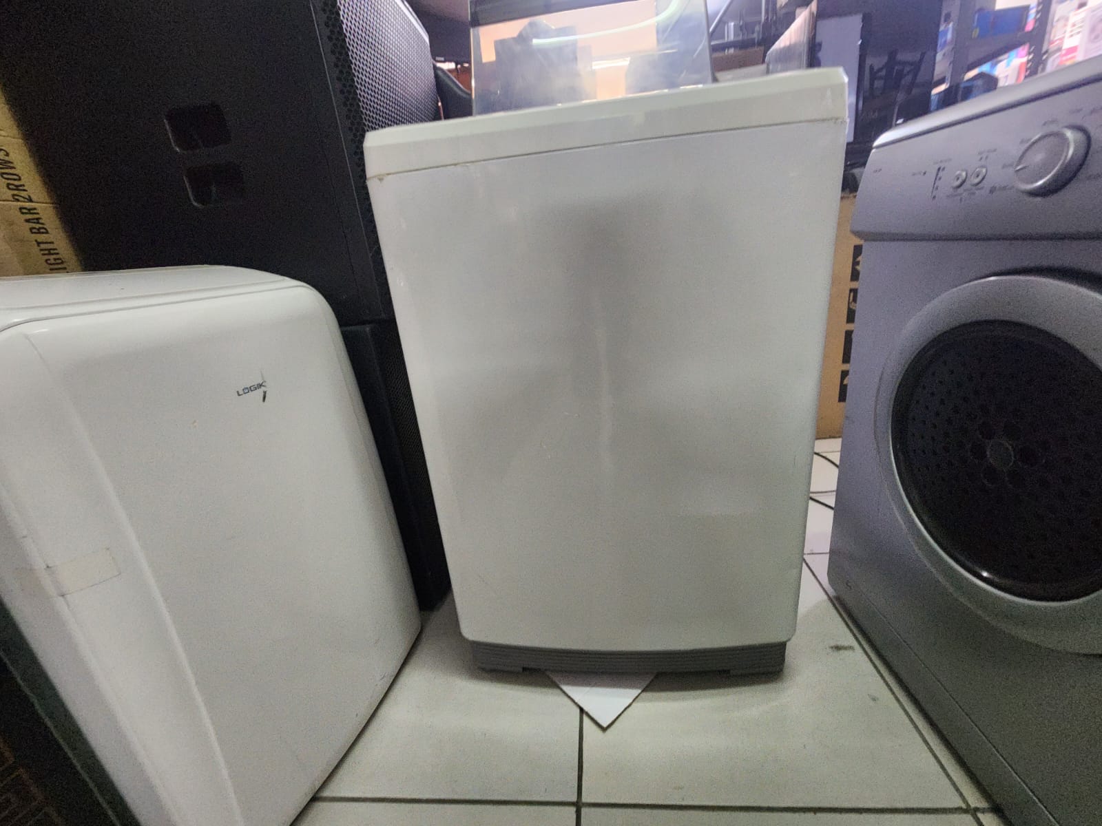 Whirlpool Washing Machine - Image 3