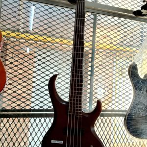 IBANEZ BASS GUITAR